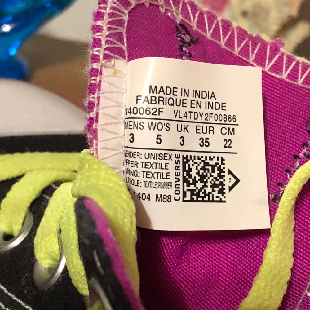 Converse - Picture 7 of 7